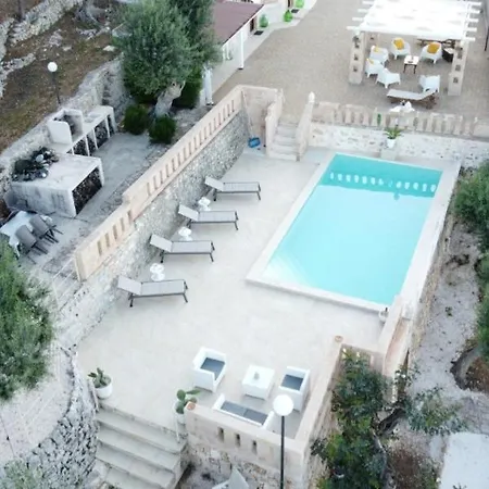 Trullo Monte Cannone Con Piscina *